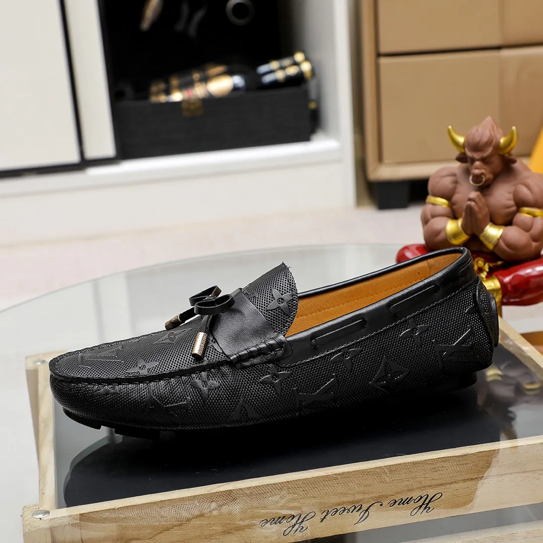Men's shoes 💰360 💰 LV Louis Vuitton's top-quality Peaches men's shoes 💯Original copy of the official website, the upper is made of imported official website 1:1 material ❌Italian 🇮🇹 cowhide surface, imported pigskin lining. It’s definitely not made with ordinary craftsmanship, it’s the model used by celebrities! The factory’s craftsmanship is designed to create the most perfect shoes for trendy men! Colors available! 38-45 yards